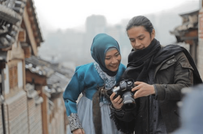 Film Jilbab Traveler1